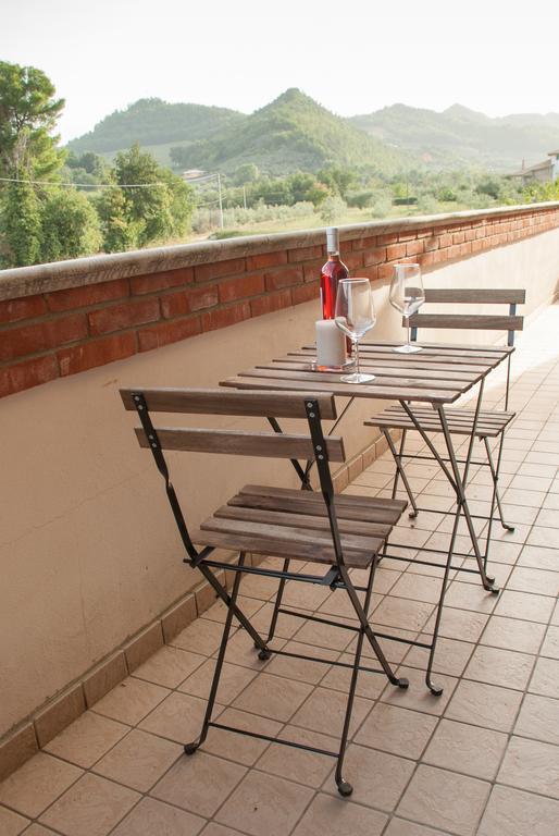 Casa Delfico Ristoro In Famiglia Konuk evi Teramo Oda fotoğraf