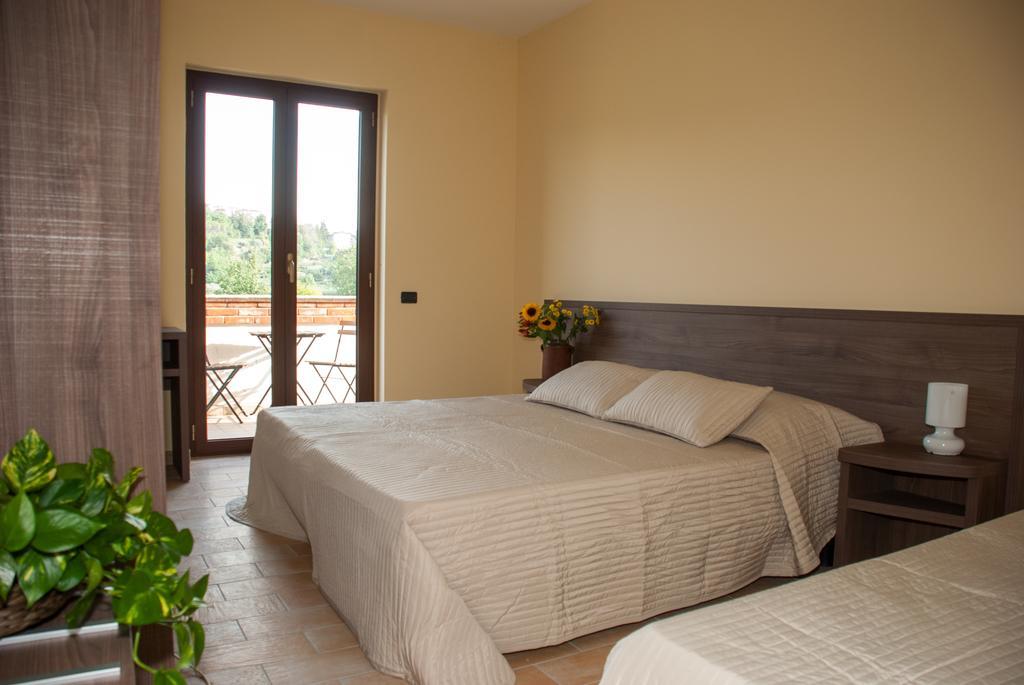 Casa Delfico Ristoro In Famiglia Konuk evi Teramo Oda fotoğraf